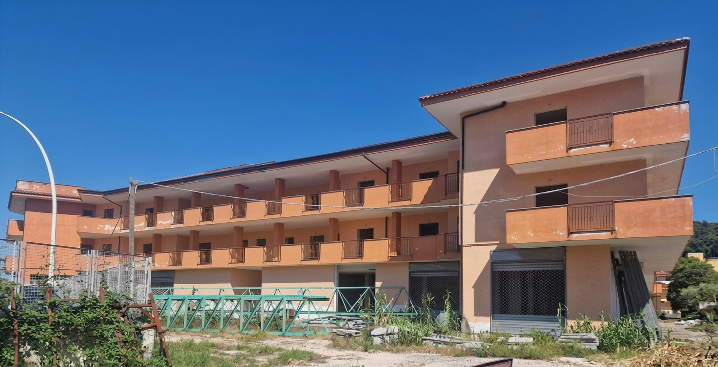 Intero Edificio, Via Roma, Telese Terme